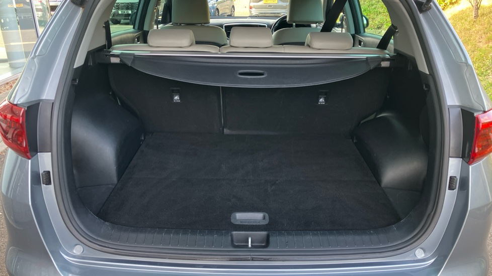 Kia Sportage 1.6 GDi ISG Platinum Edition 5dr Petrol Estate - Image 4