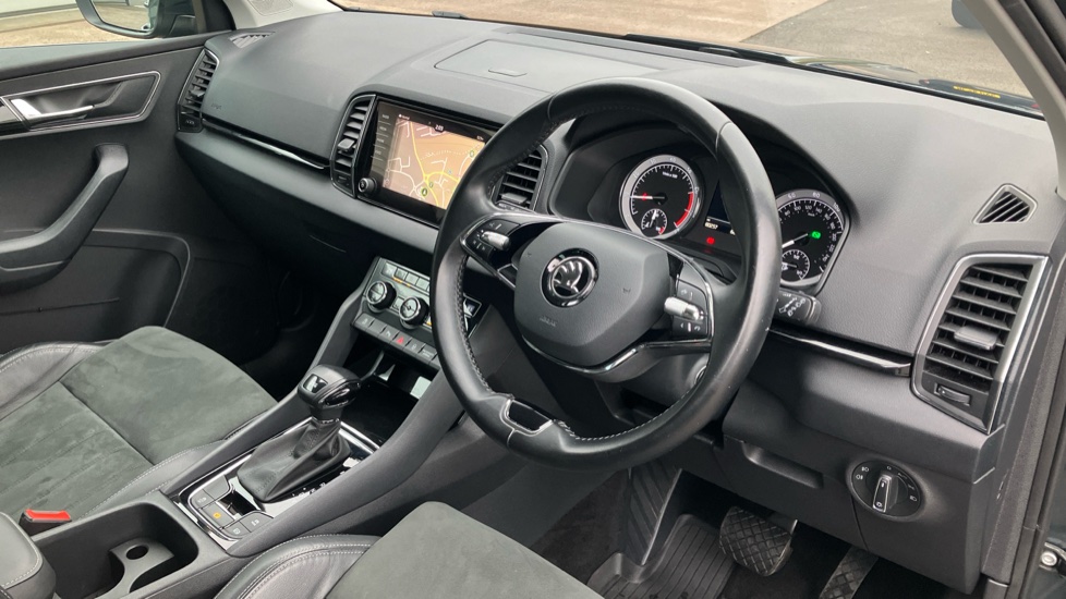 Skoda Karoq 1.5 TSI SE L 5dr DSG Petrol Estate - Image 11