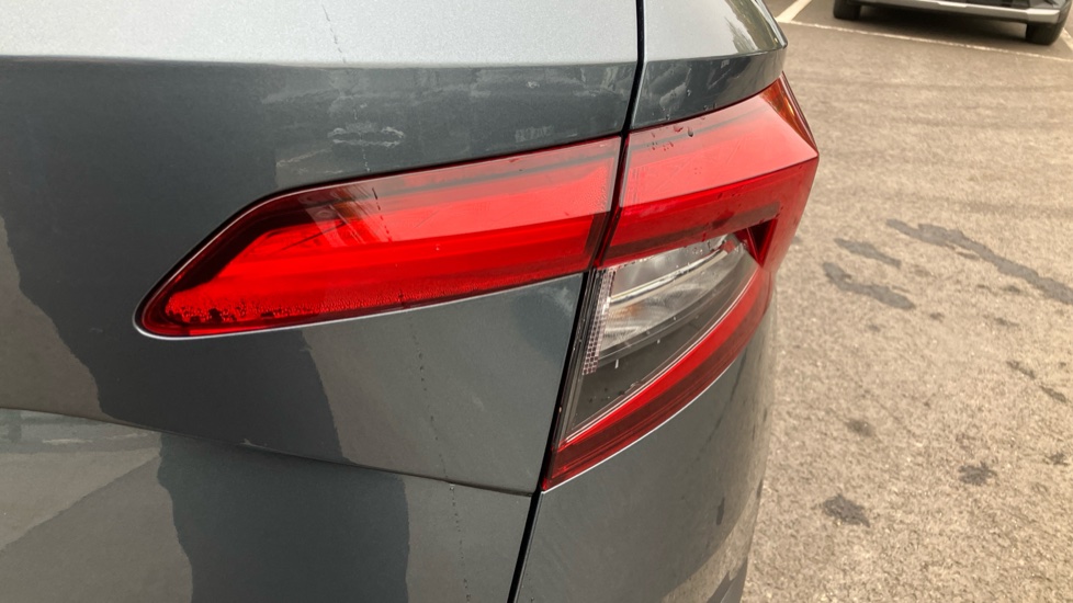 Skoda Karoq 1.5 TSI SE L 5dr DSG Petrol Estate - Image 22