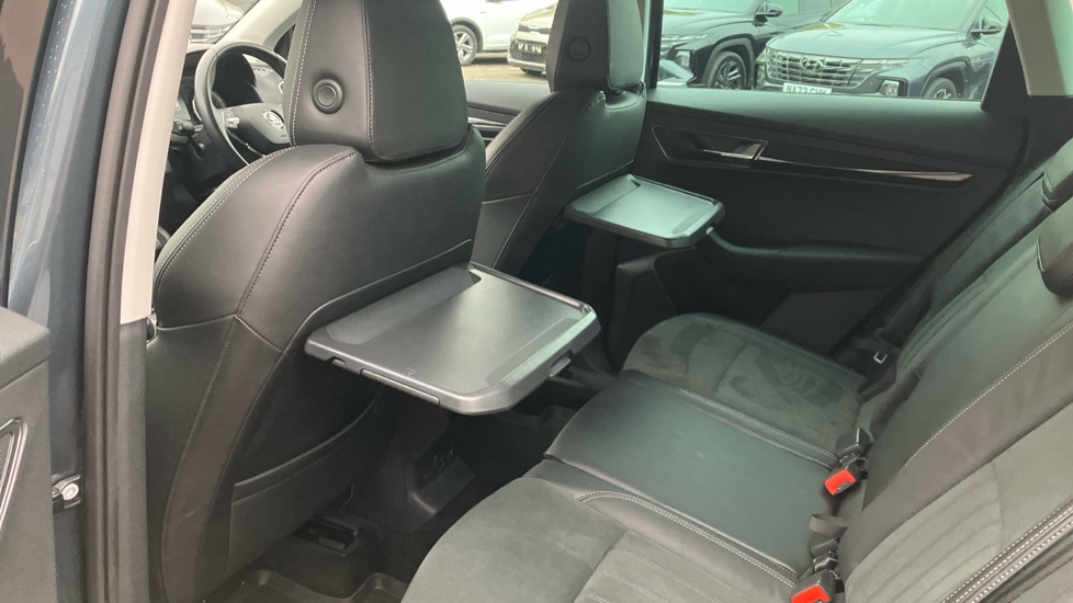 Skoda Karoq 1.5 TSI SE L 5dr DSG Petrol Estate - Image 28