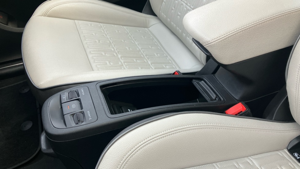 Fiat 500 87kW La Prima 42kWh 3dr Auto Electric Hatchback - Image 30