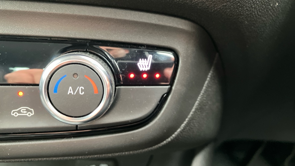 Vauxhall Crossland 1.2 Turbo Ultimate 5dr Petrol Hatchback - Image 37