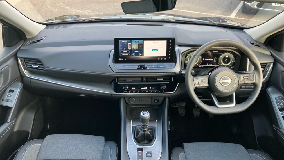 Nissan Qashqai 1.3 DiG-T MH N-Connecta 5dr Petrol Hatchback - Image 10
