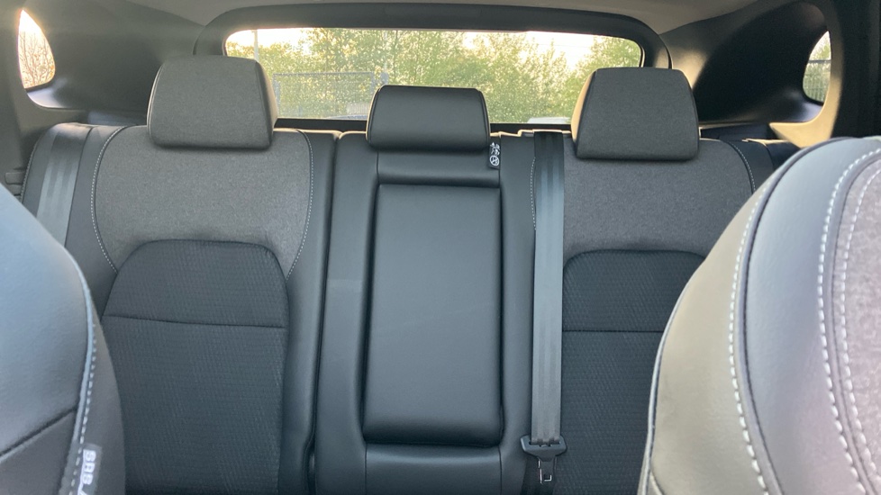 Nissan Qashqai 1.3 DiG-T MH N-Connecta 5dr Petrol Hatchback - Image 15