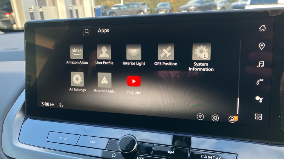 Nissan Qashqai 1.3 DiG-T MH N-Connecta 5dr Petrol Hatchback - Image 44
