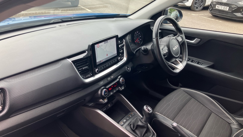 Kia Stonic 1.0T GDi 48V GT-Line S 5dr Petrol Estate - Image 9