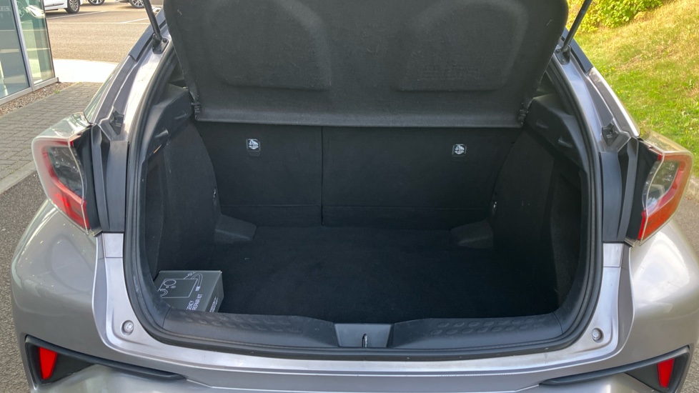 Toyota C-HR 1.2T Dynamic 5dr Petrol Hatchback - Image 4