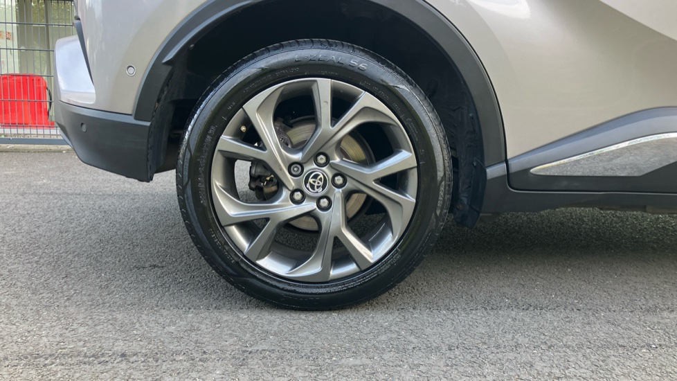 Toyota C-HR 1.2T Dynamic 5dr Petrol Hatchback - Image 7