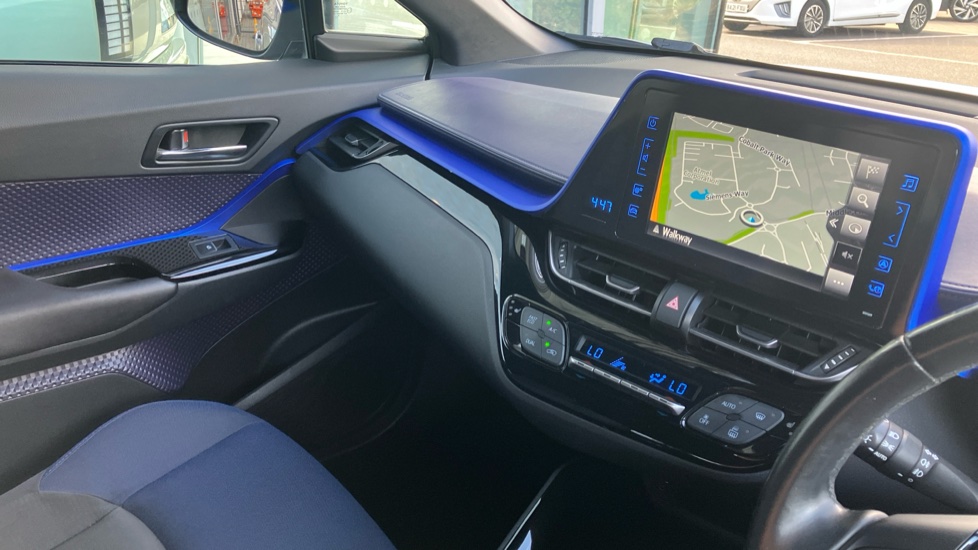 Toyota C-HR 1.2T Dynamic 5dr Petrol Hatchback - Image 14