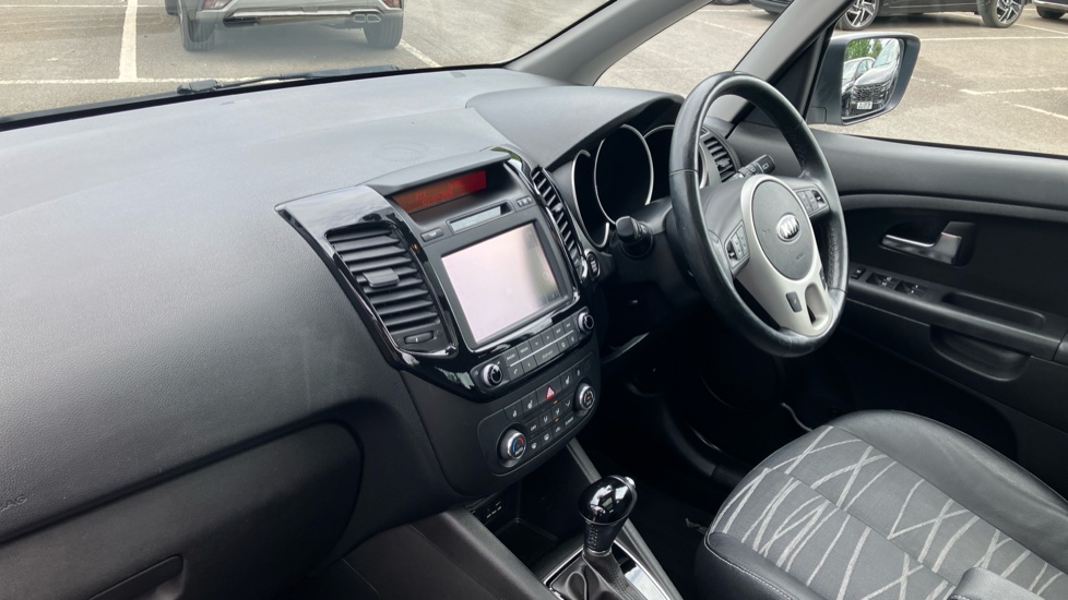 Kia Venga 1.6 4 5dr Auto [6] Petrol Hatchback - Image 9