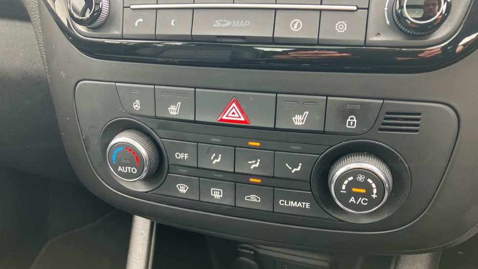 Kia Venga 1.6 4 5dr Auto [6] Petrol Hatchback - Image 36