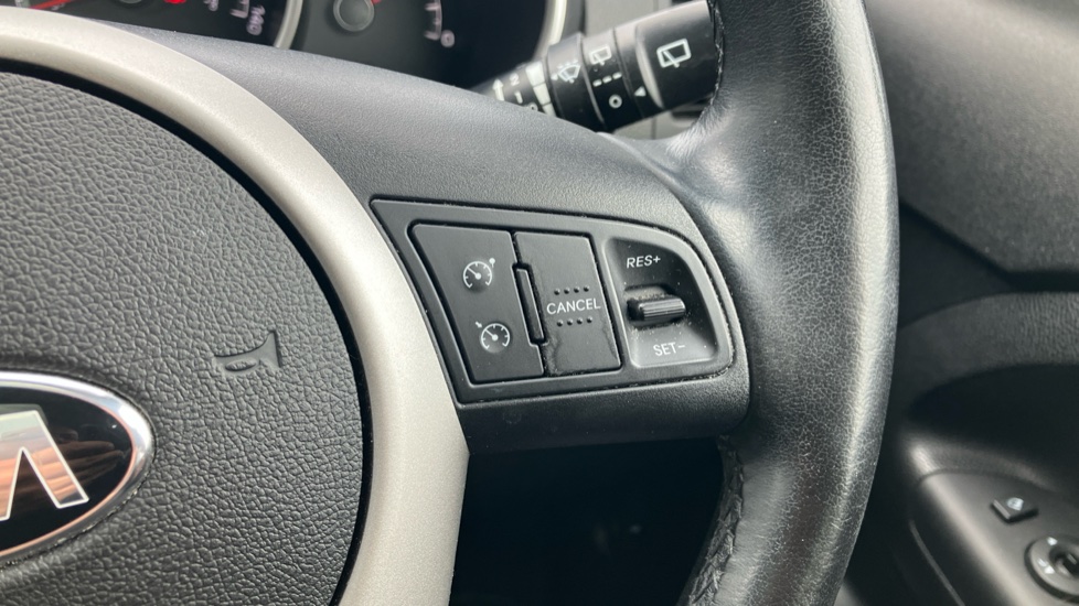 Kia Venga 1.6 4 5dr Auto [6] Petrol Hatchback - Image 38