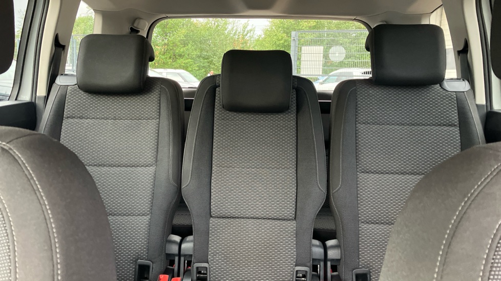 Volkswagen Touran 1.6 TDI SE 5dr Diesel Estate - Image 15