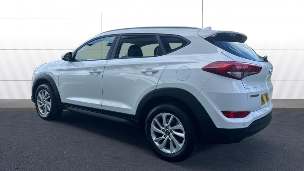 Hyundai TUCSON 1.6 GDi Blue Drive SE Nav 5dr 2WD Petrol Estate - Image 2