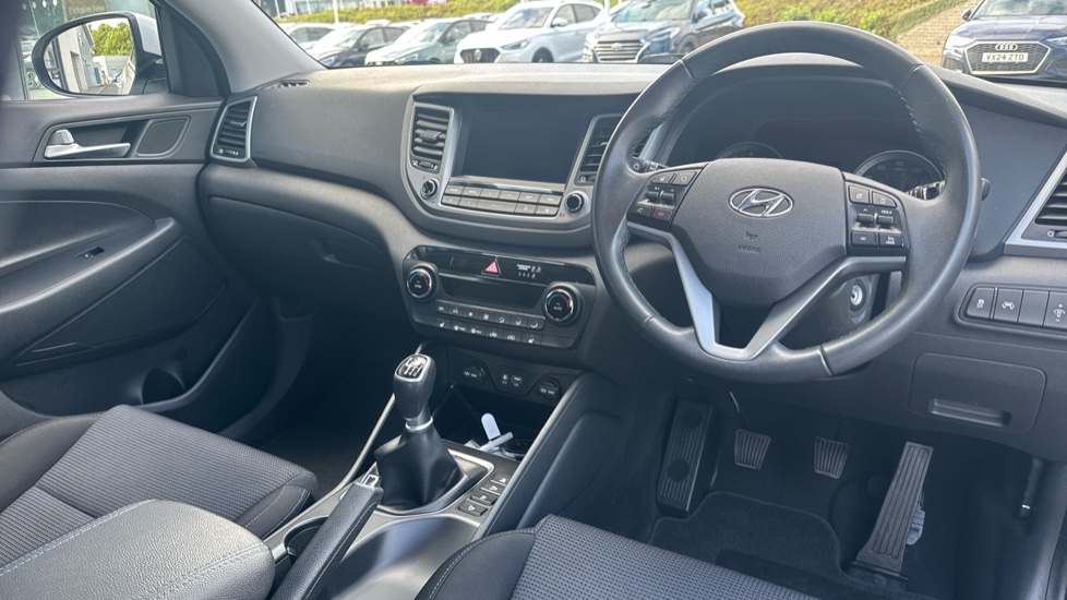 Hyundai TUCSON 1.6 GDi Blue Drive SE Nav 5dr 2WD Petrol Estate - Image 14