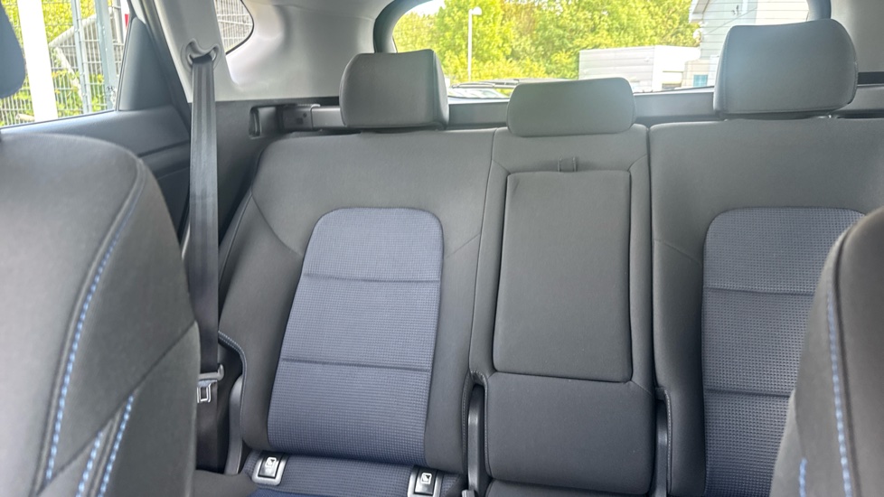 Hyundai TUCSON 1.6 GDi Blue Drive SE Nav 5dr 2WD Petrol Estate - Image 15