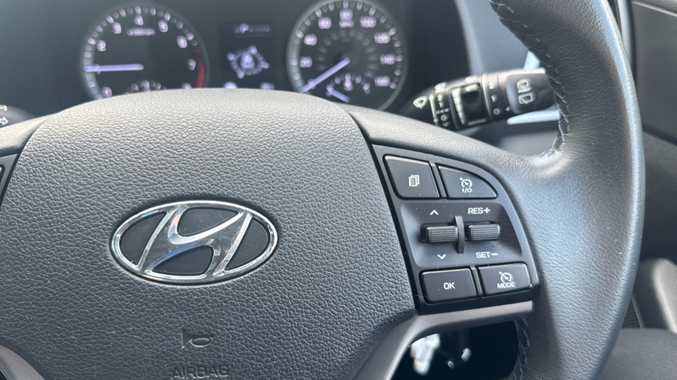 Hyundai TUCSON 1.6 GDi Blue Drive SE Nav 5dr 2WD Petrol Estate - Image 27