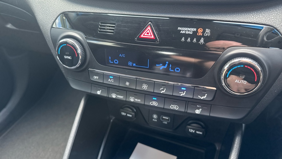 Hyundai TUCSON 1.6 GDi Blue Drive SE Nav 5dr 2WD Petrol Estate - Image 31