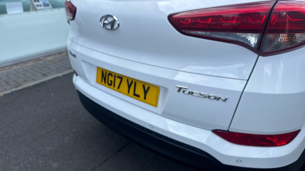 Hyundai TUCSON 1.6 GDi Blue Drive SE Nav 5dr 2WD Petrol Estate - Image 42