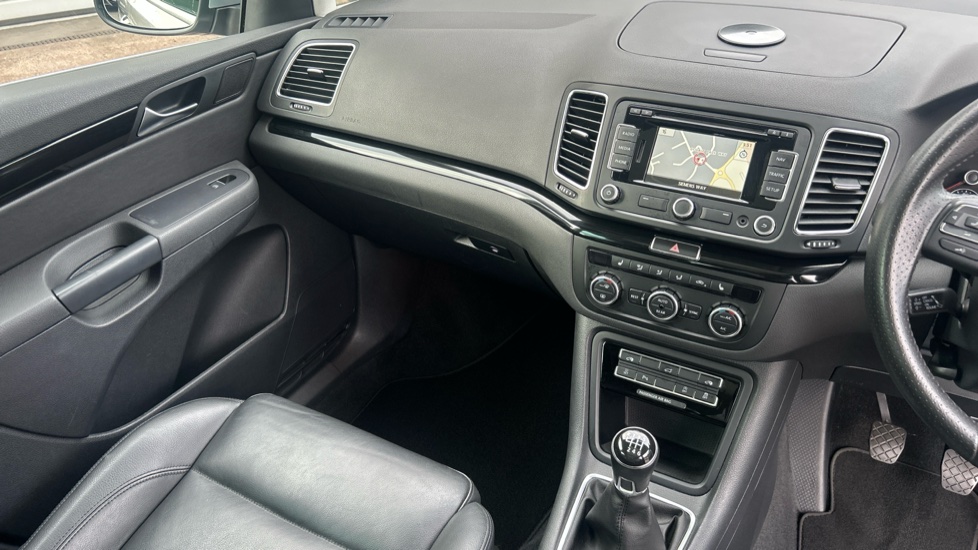 SEAT Alhambra 2.0 TDI CR Ecomotive SE Lux 5dr Diesel Estate - Image 14