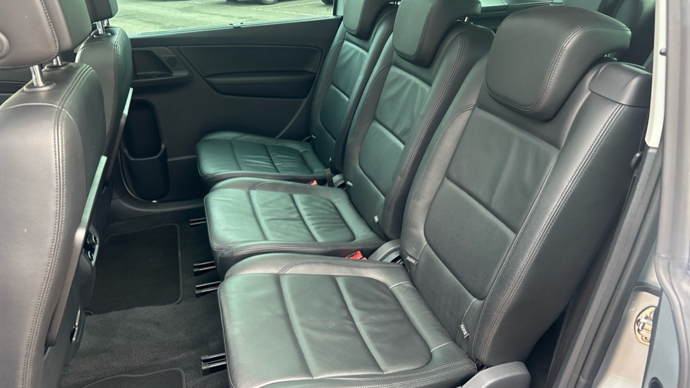 SEAT Alhambra 2.0 TDI CR Ecomotive SE Lux 5dr Diesel Estate - Image 16