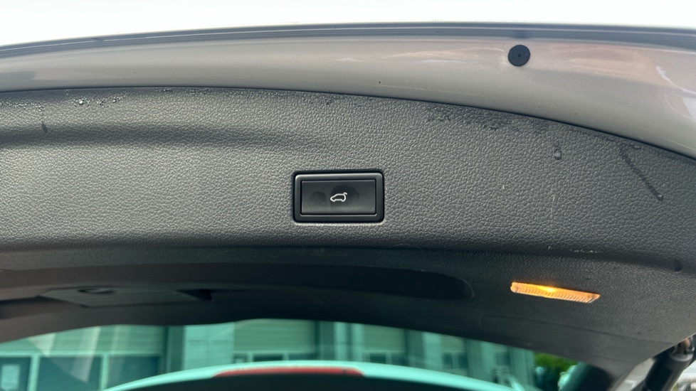 SEAT Alhambra 2.0 TDI CR Ecomotive SE Lux 5dr Diesel Estate - Image 24