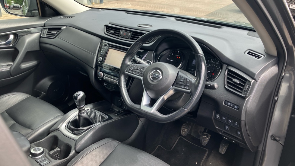 Nissan X-Trail 2.0 dCi Tekna 5dr 4WD Diesel Station Wagon - Image 11