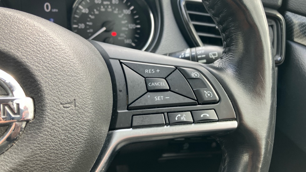 Nissan X-Trail 2.0 dCi Tekna 5dr 4WD Diesel Station Wagon - Image 44