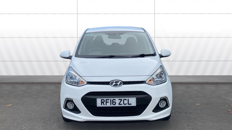 Hyundai i10 1.0 Blue Drive Premium 5dr Petrol Hatchback - Image 3