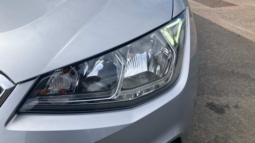 SEAT Arona 1.0 TSI 115 SE Technology [EZ] 5dr DSG Petrol Hatchback - Image 22