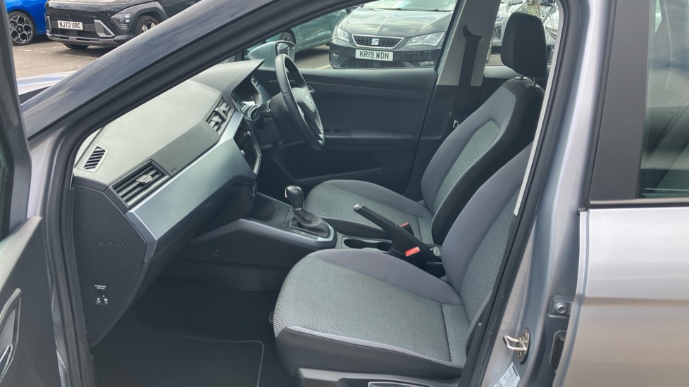 SEAT Arona 1.0 TSI 115 SE Technology [EZ] 5dr DSG Petrol Hatchback - Image 24