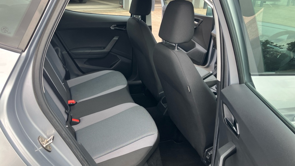 SEAT Arona 1.0 TSI 115 SE Technology [EZ] 5dr DSG Petrol Hatchback - Image 25