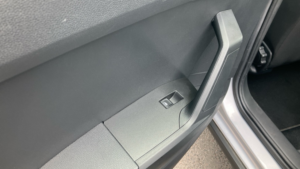SEAT Arona 1.0 TSI 115 SE Technology [EZ] 5dr DSG Petrol Hatchback - Image 28