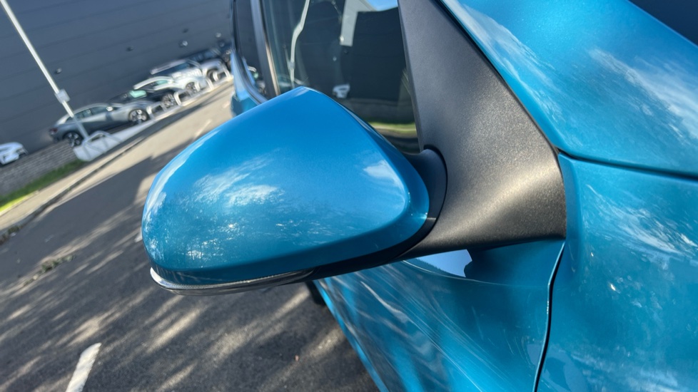 Hyundai i10 1.2 MPi Premium 5dr Auto Petrol Hatchback - Image 29