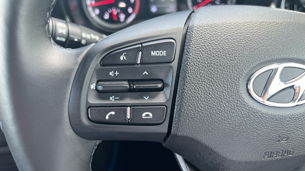 Hyundai i10 1.2 MPi Premium 5dr Auto Petrol Hatchback - Image 36