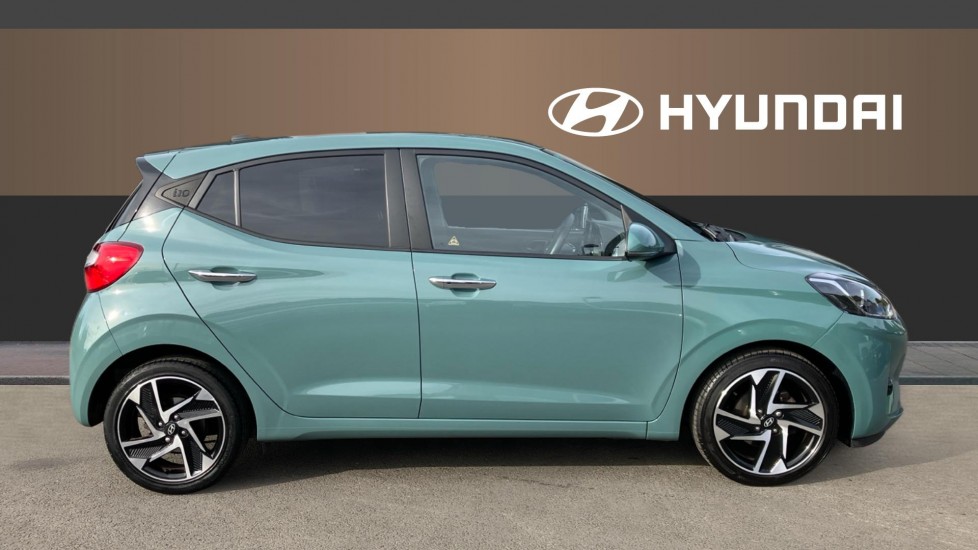 Hyundai i10 1.0 MPi Premium 5dr Petrol Hatchback - Image 5