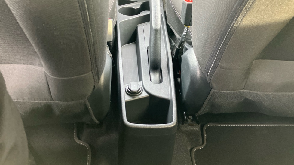 Hyundai i10 1.0 MPi Premium 5dr Petrol Hatchback - Image 26