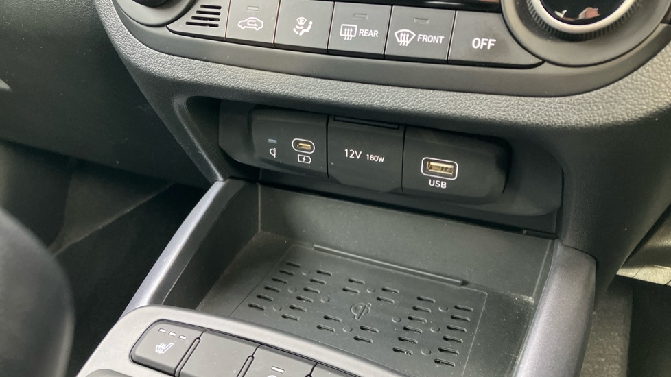 Hyundai i10 1.0 MPi Premium 5dr Petrol Hatchback - Image 33