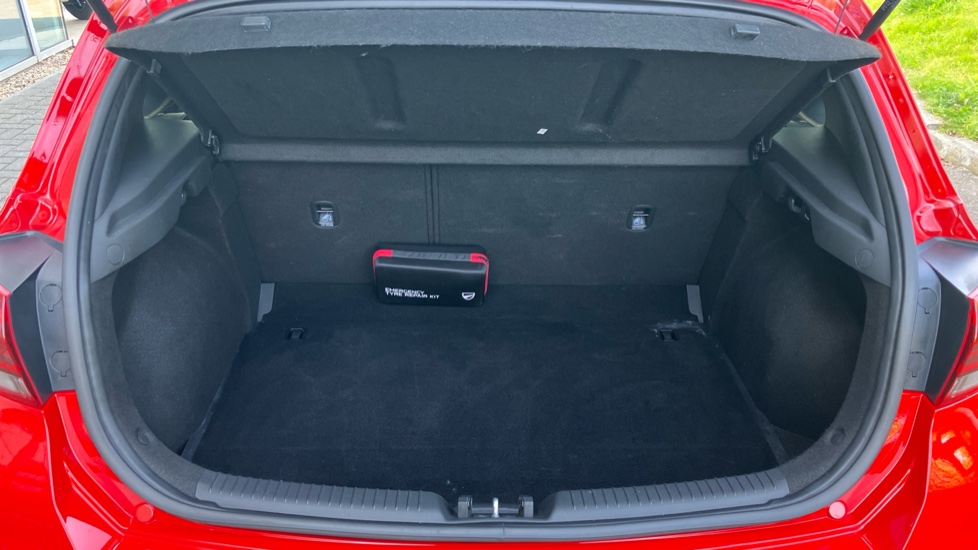 Hyundai i30 1.5T GDi N Line 5dr Petrol Hatchback - Image 4