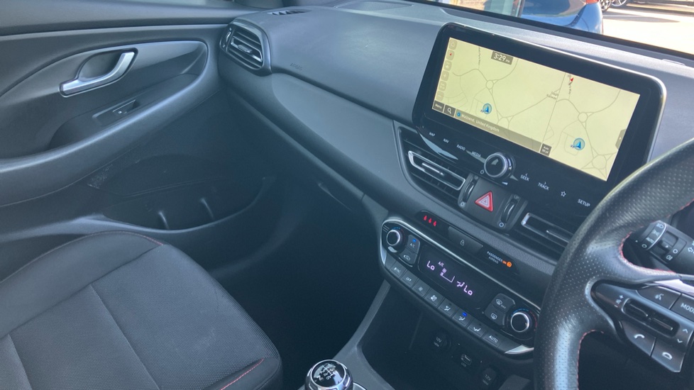 Hyundai i30 1.5T GDi N Line 5dr Petrol Hatchback - Image 14