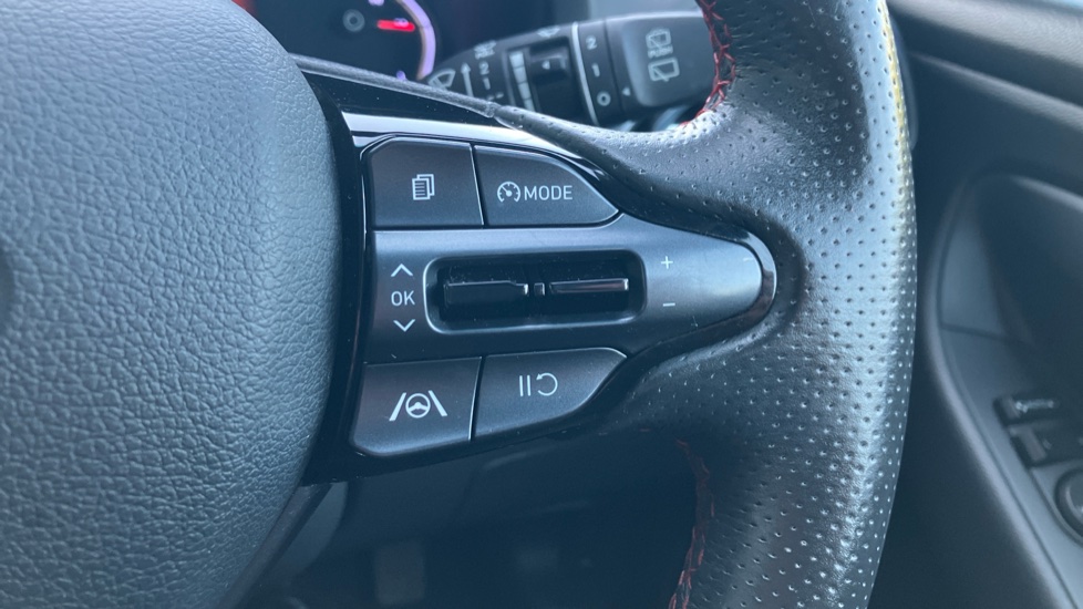 Hyundai i30 1.5T GDi N Line 5dr Petrol Hatchback - Image 38