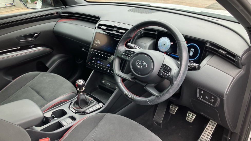 Hyundai TUCSON 1.6 TGDi N Line S 5dr 2WD Petrol Estate - Image 11