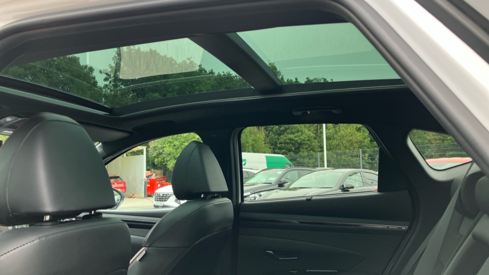 Hyundai TUCSON 1.6 TGDi N Line S 5dr 2WD Petrol Estate - Image 31