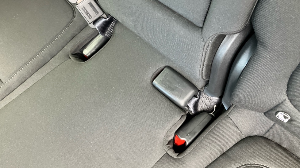 Hyundai TUCSON 1.6 TGDi Premium 5dr 2WD Petrol Estate - Image 17