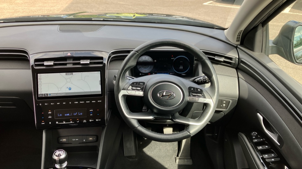 Hyundai TUCSON 1.6 TGDi Premium 5dr 2WD Petrol Estate - Image 26