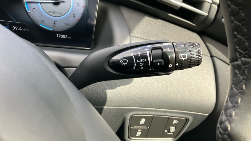 Hyundai TUCSON 1.6 TGDi Premium 5dr 2WD Petrol Estate - Image 37