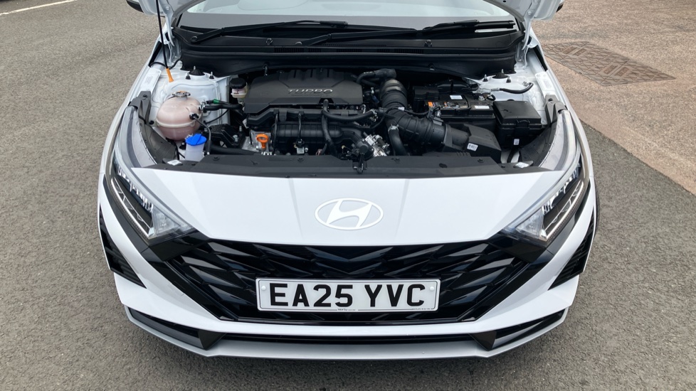 Hyundai i20 1.0T GDi Advance [Nav] 5dr Petrol Hatchback - Image 8