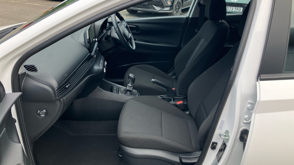 Hyundai i20 1.0T GDi Advance [Nav] 5dr Petrol Hatchback - Image 24
