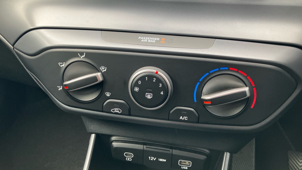 Hyundai i20 1.0T GDi Advance [Nav] 5dr Petrol Hatchback - Image 36