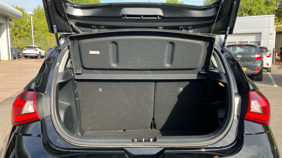 Hyundai i20 1.0T GDi Advance [Nav] 5dr Petrol Hatchback - Image 4